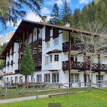 Park Faloria 3* Canazei