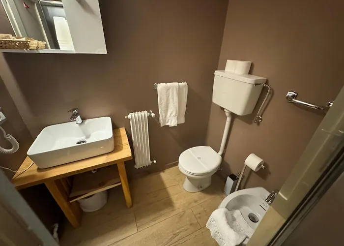 Park Faloria Канацеи